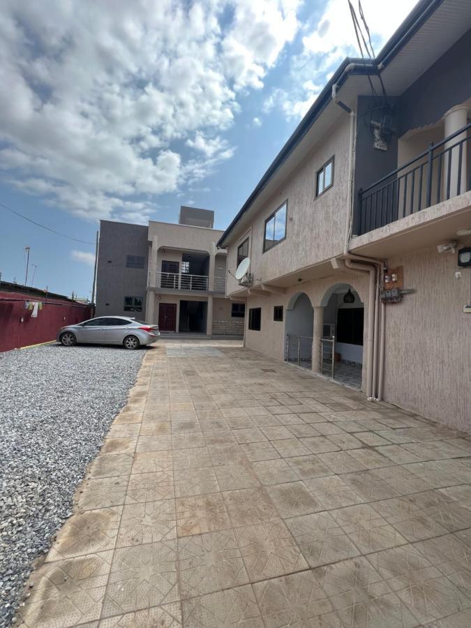 אקרה Akua'S Cottage מראה חיצוני תמונה